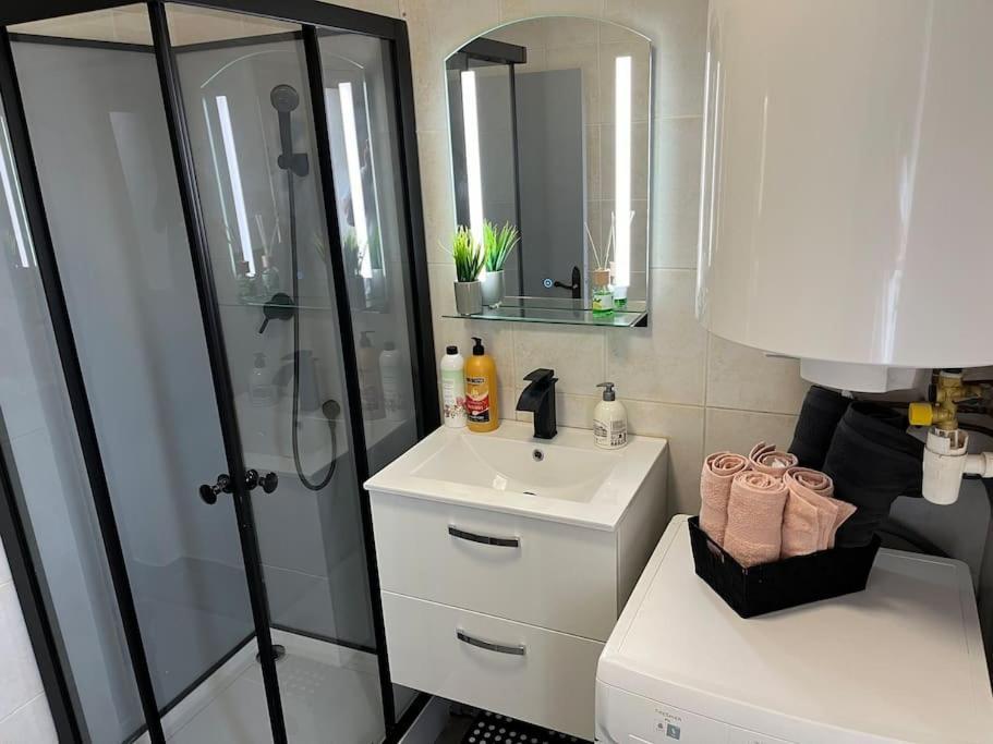 Bel Appartement Neuf, Bien Situe Carcasona Exterior foto